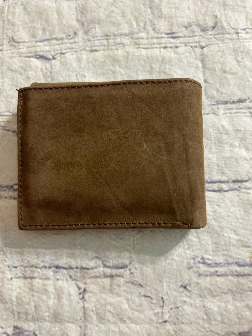 MICHIGAN STATE SPARTANS BROWN DISTRESSED BIFOLD WALLET METAL LOGO PLATE